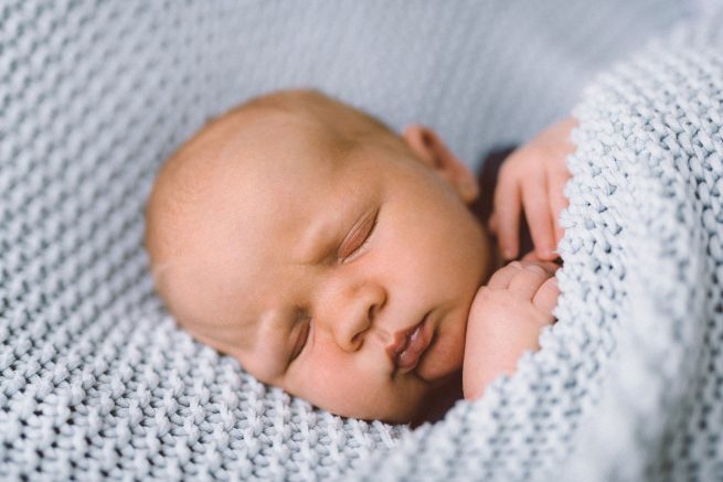 Neugeborenenfotografie Homestory in Braunschweig